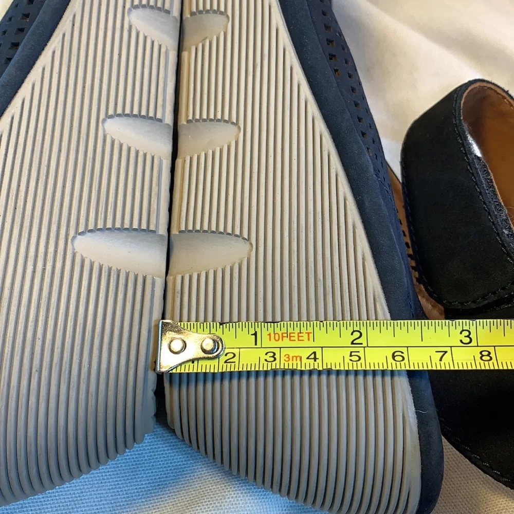 Clarks almost NEW, worn once leather ankle strap
